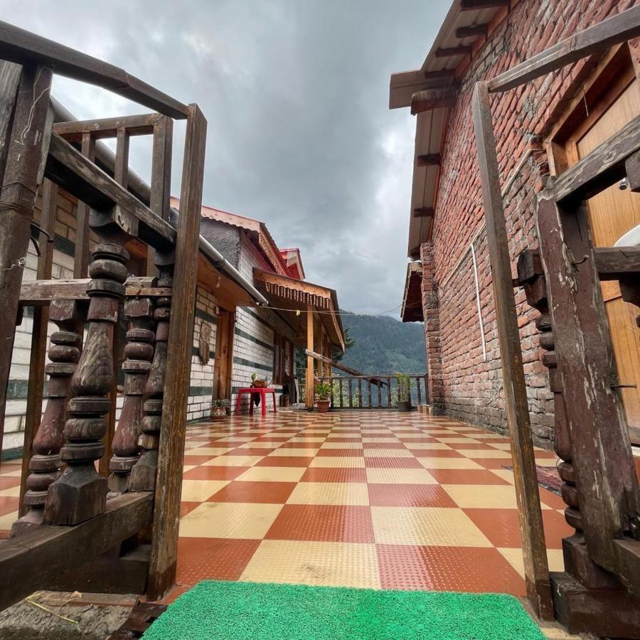The Cottage And Cheese Manali  Exterior photo
